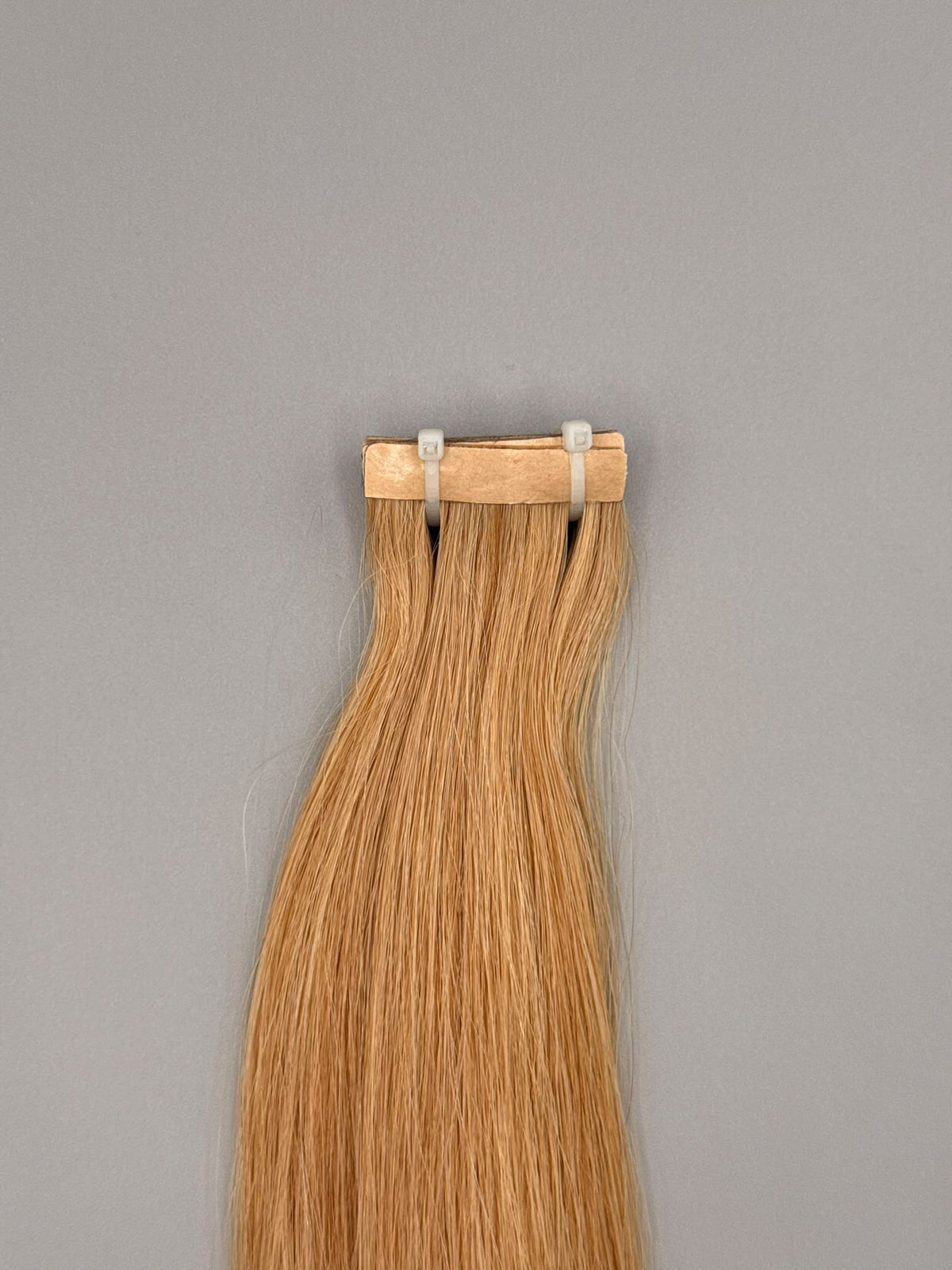 Tape In Extensions Gold-Sand-Blond 60 cm aus 100 % Remy-Echthaar, ROVIA Hair Basel