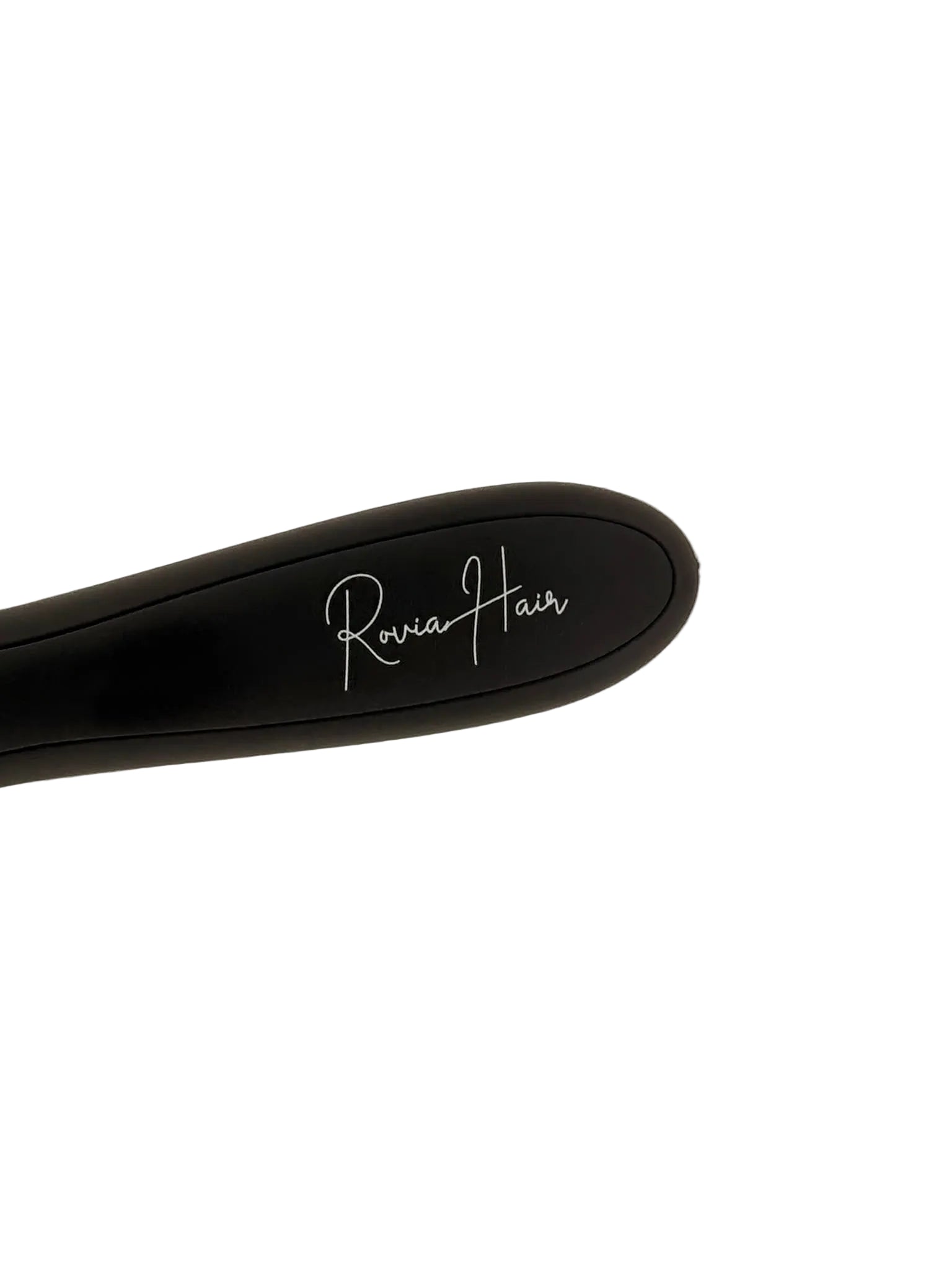Detail des Bürstenkopfs der schwarzen Extensions-Bürste für schonendes Kämmen – Rovia Hair
