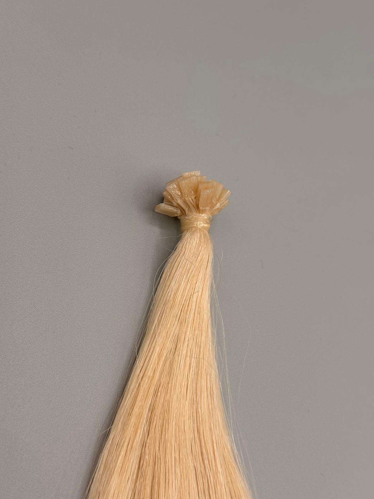 Keratin-Bonding Strähne in Hellblond-Natur für präzise Haarverlängerung von ROVIA Hair
