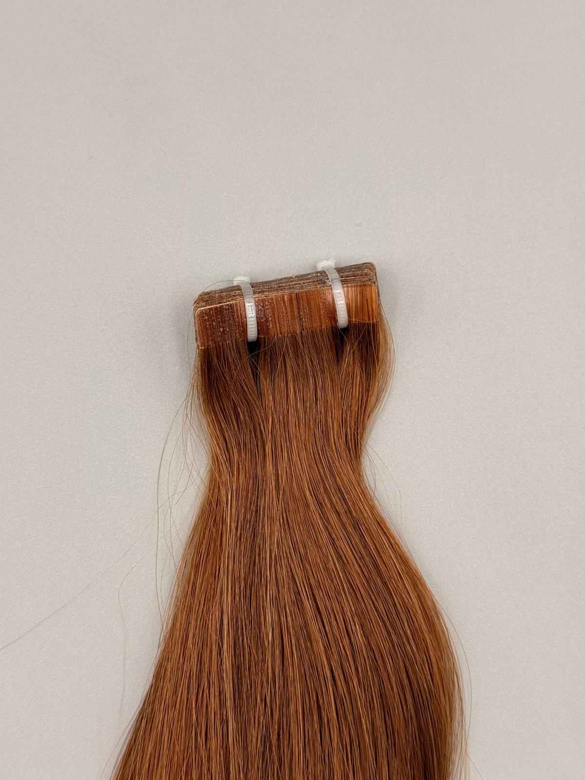 Tape In Strähnen in Dunkel-Light-Blond mit flacher Klebeverbindung für unsichtbare Haarverlängerung