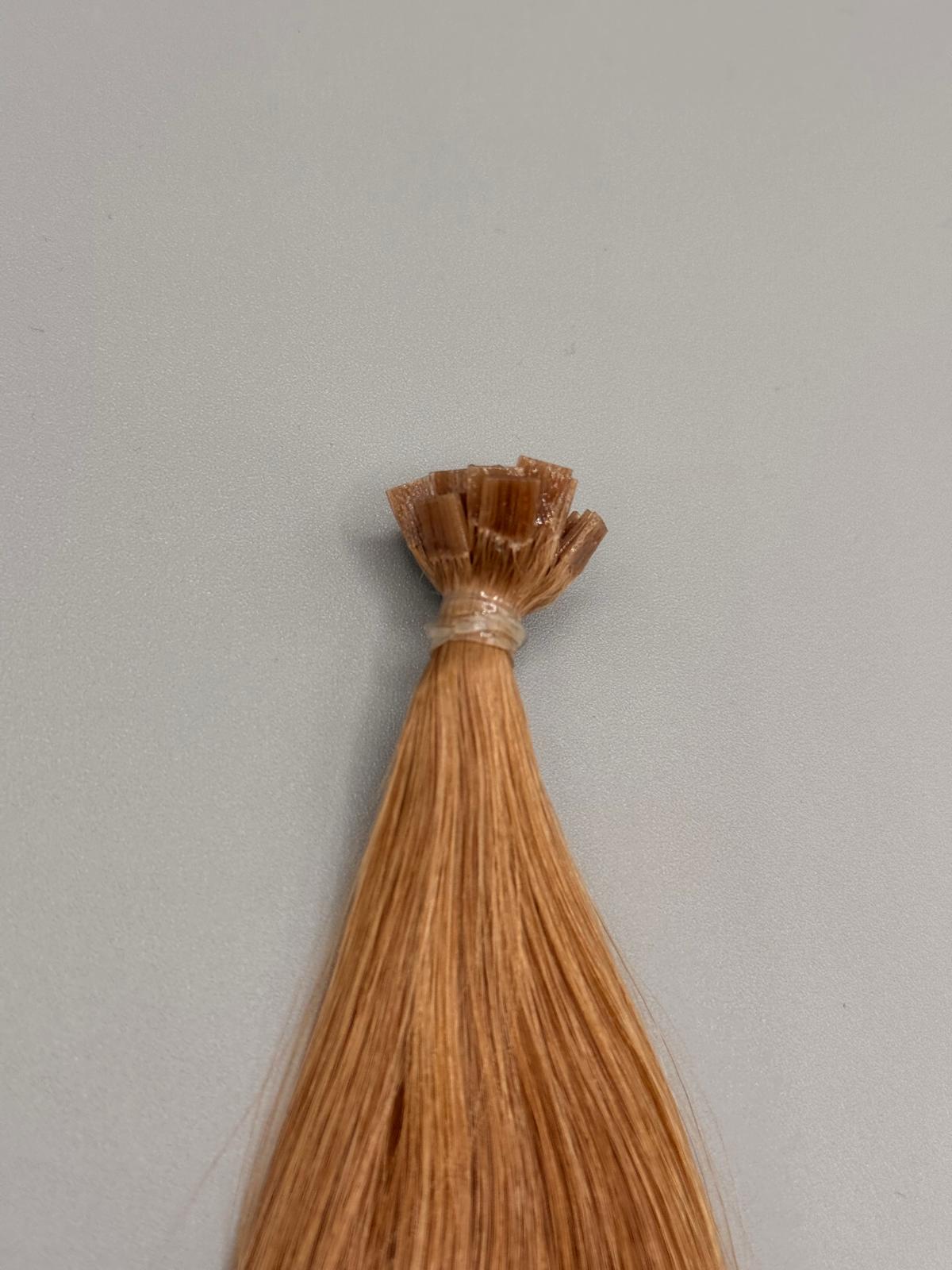 Keratin-Bonding Strähne in Beigeblond-Gold für präzise Haarverlängerung von ROVIA Hair