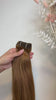 Machine Weft Tressen in hellem Kupferblond aus Echthaar von ROVIA Hair Basel im Video